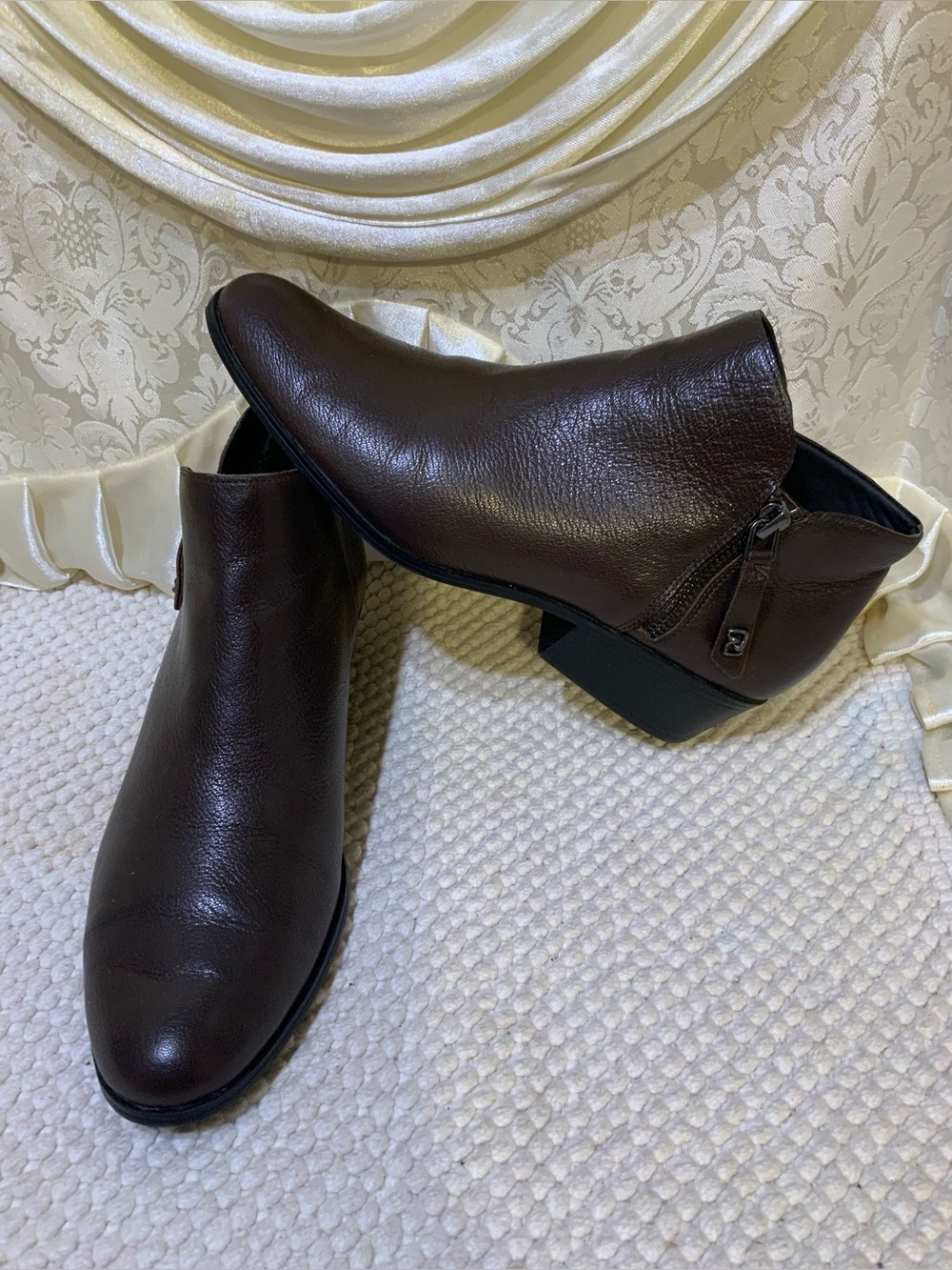 AEROSOLES